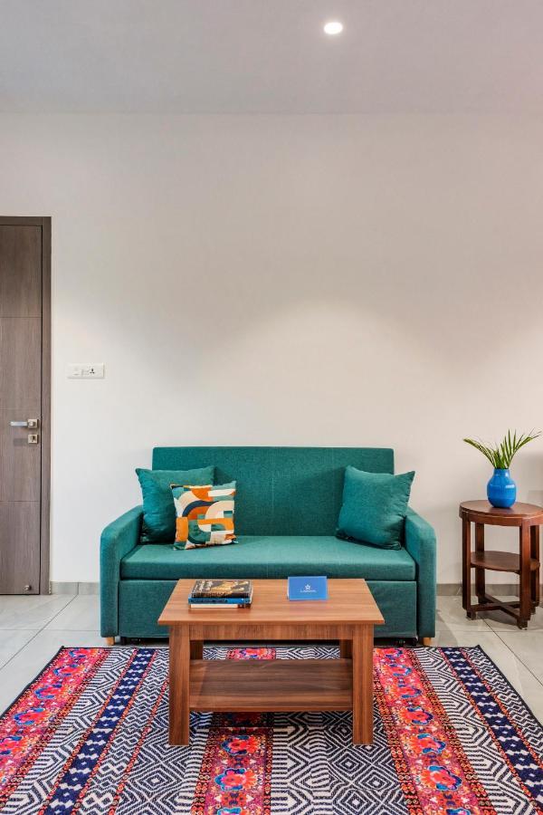 Saffronstays Mayfair Gardens 4 Bedroom Petfriendly Pool Villa Alībāg Dış mekan fotoğraf